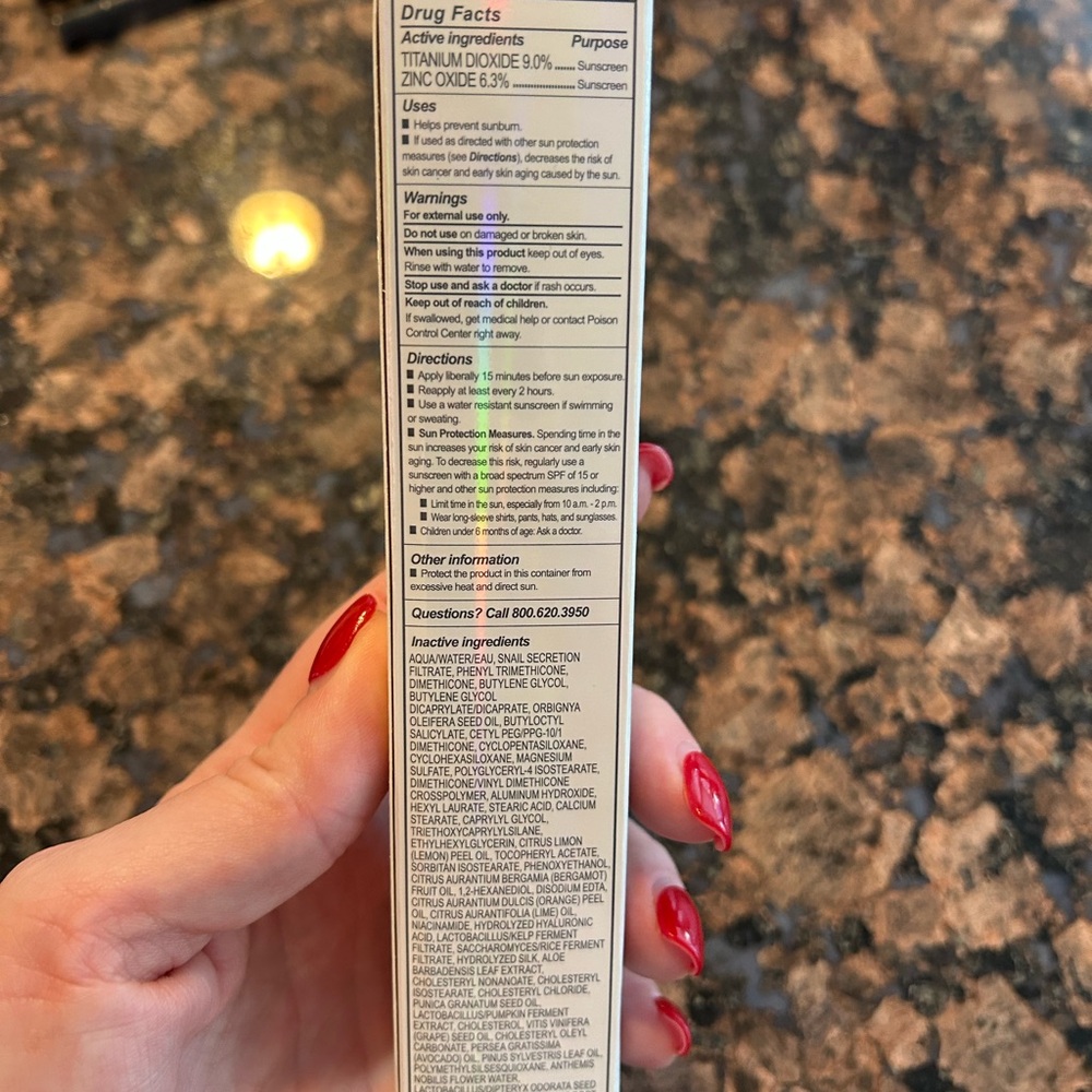 IT Cosmetics Bye Bye Foundation SPF 50+ Full-Coverage Moisturizer - Picture 3 of 5